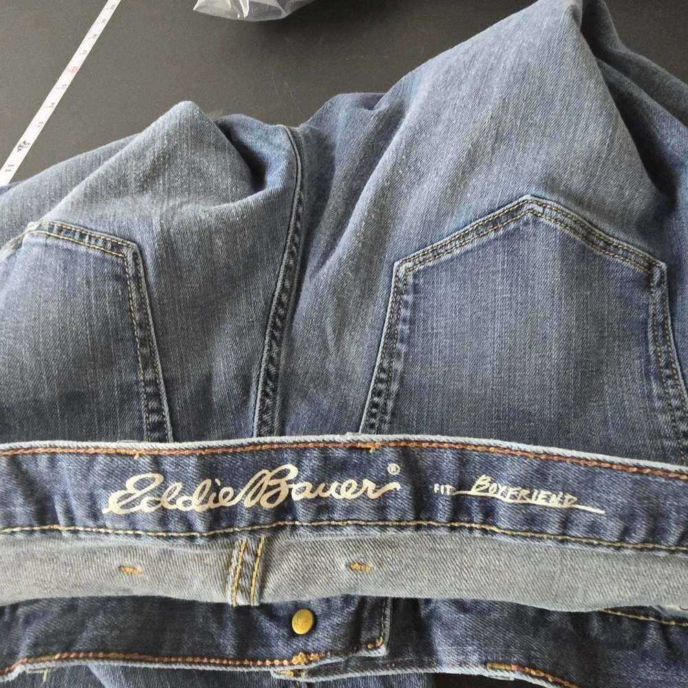 Eddie Bauer Boyfriend Fit Denim Blue Jeans Size 14 Casual‎ Stretch All Seasons - Picture 4 of 11